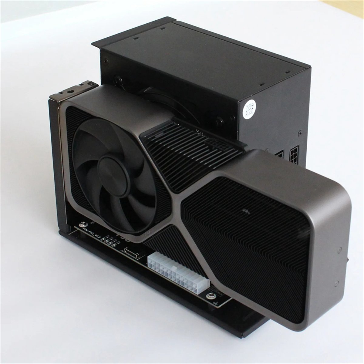 Oculink Egpu Dock Graphics Card - !DT~D1030F9G-BK7 PCIe 4.0 X4 64 Гбит/с